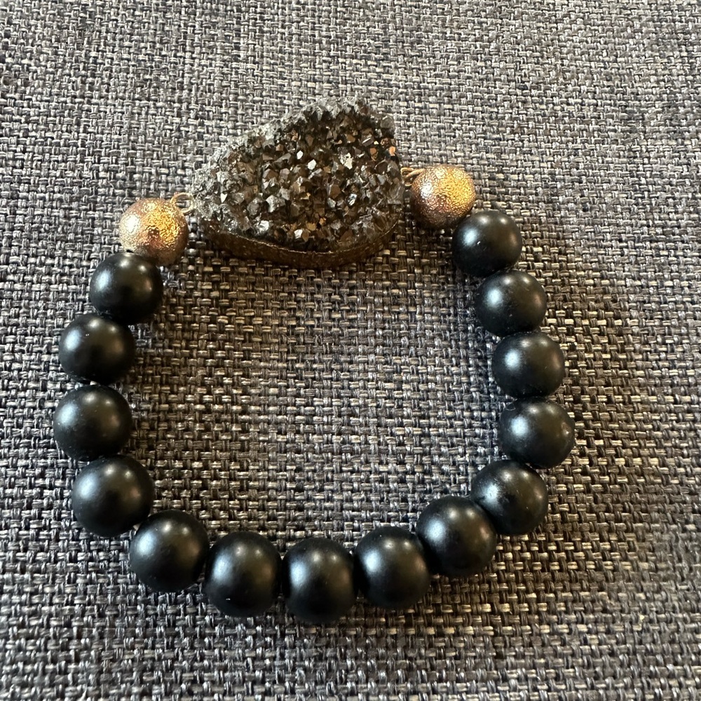 Kinsley Armelle Black Bead Bracelet with Druzy Teardrop and Gold Accents